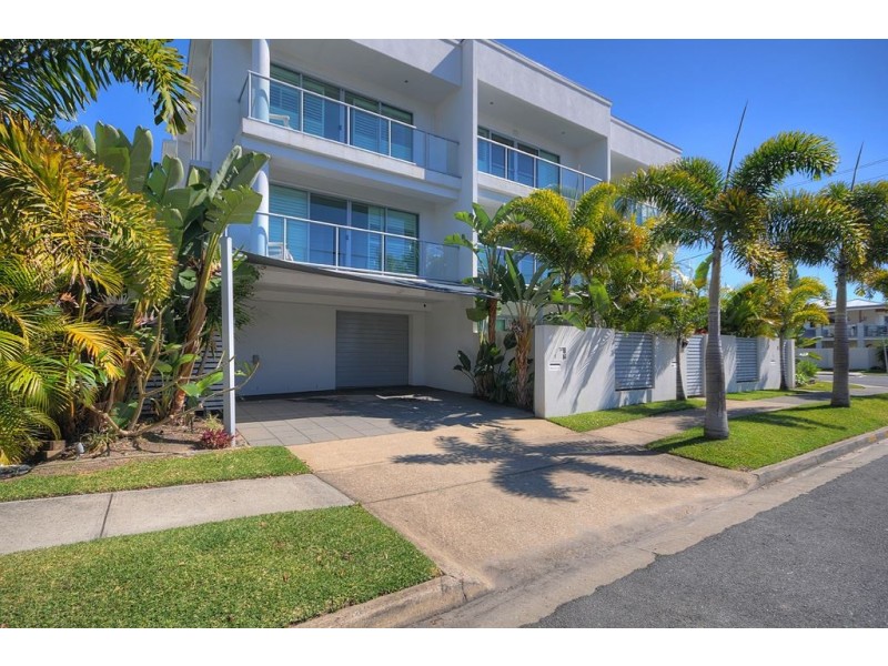 1/30 Redondo Avenue, Miami QLD 4220