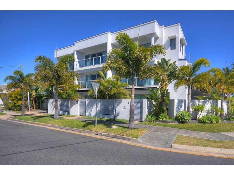 1/30 Redondo Avenue, Miami QLD 4220