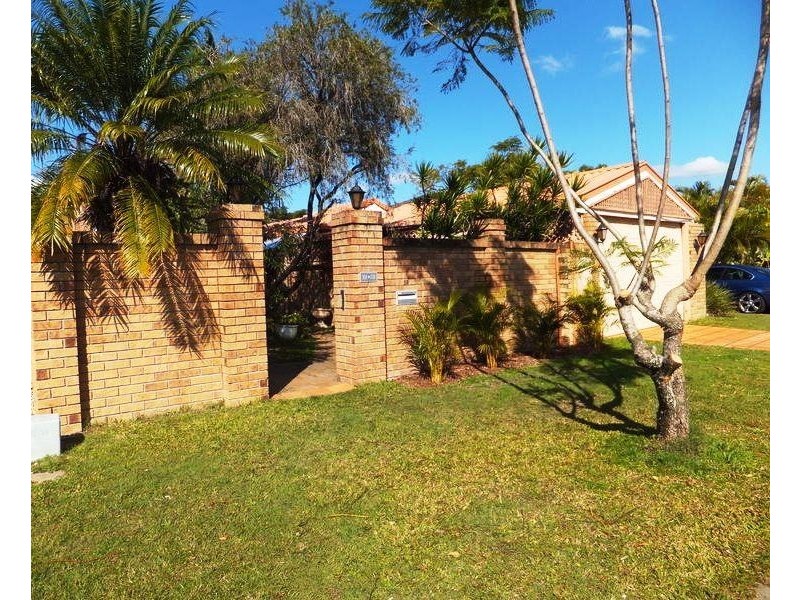 16 Seafoam Close, Varsity Lakes QLD 4227