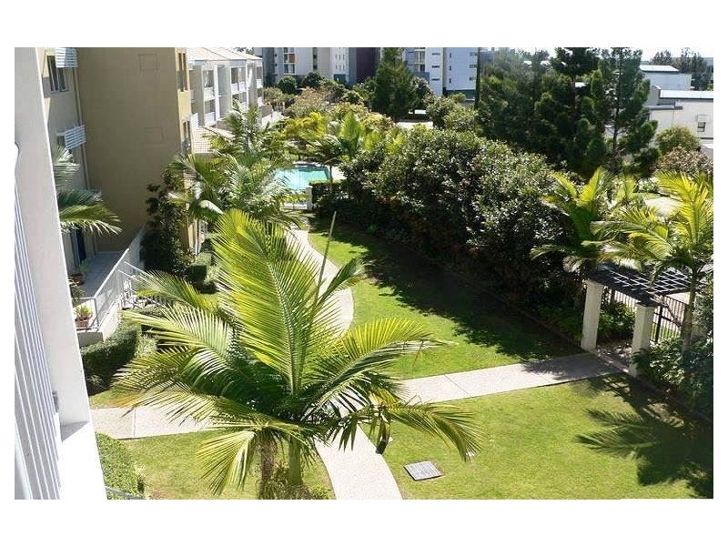 17/64 Riverwalk Avenue, Robina QLD 4226