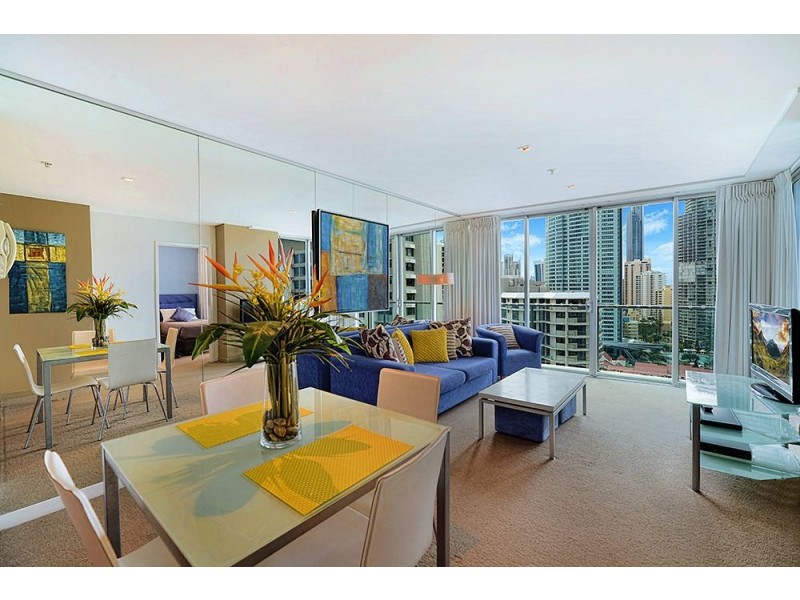 18 Enderley Ave, Surfers Paradise QLD 4217