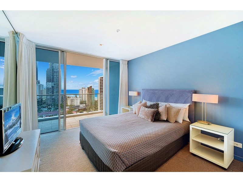 18 Enderley Ave, Surfers Paradise QLD 4217