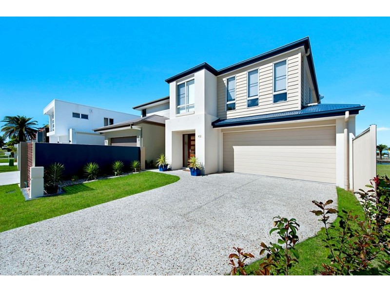 62 Harbour Rise, Hope Island QLD 4212