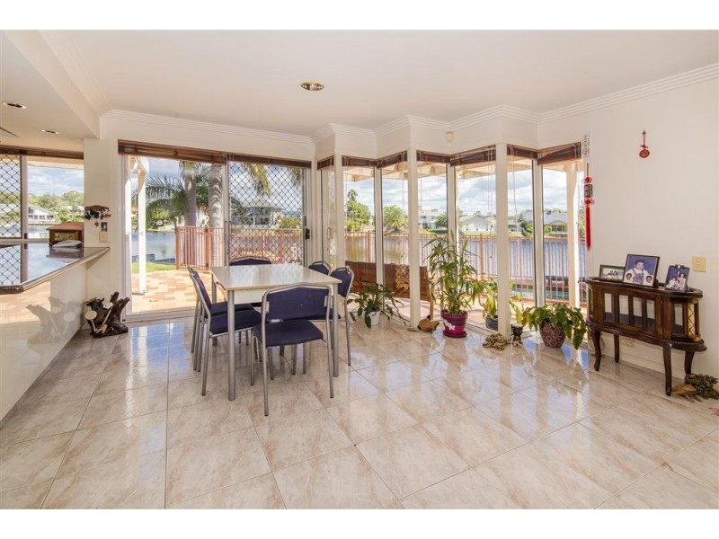 35/40 Cotlew Street, Southport QLD 4215