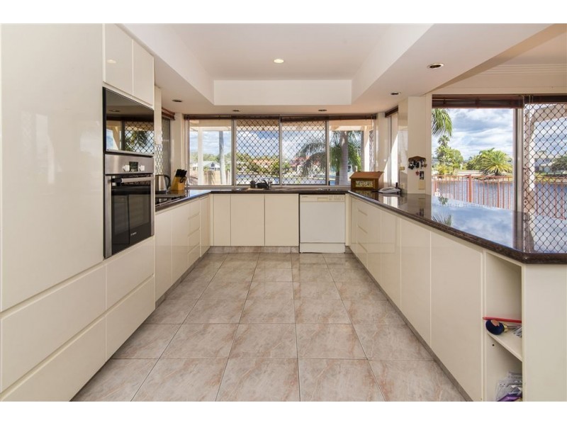 35/40 Cotlew Street, Southport QLD 4215