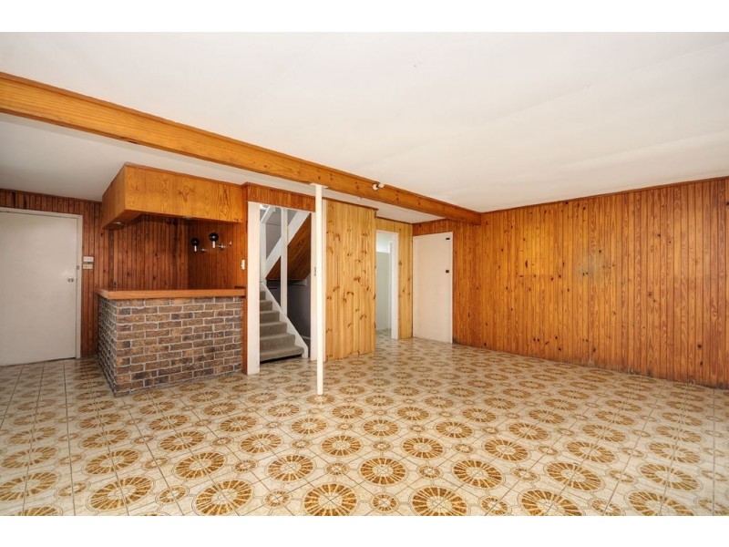 160 Monaco Street, Broadbeach Waters QLD 4218