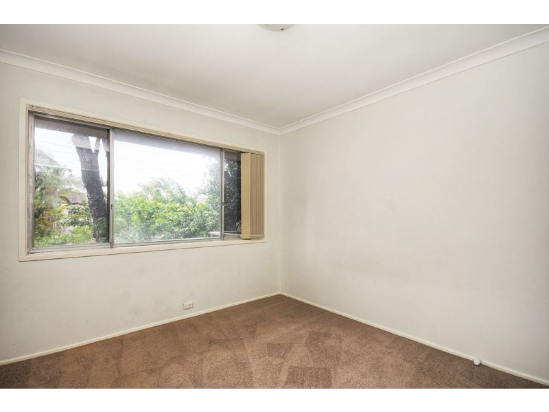 160 Monaco Street, Broadbeach Waters QLD 4218