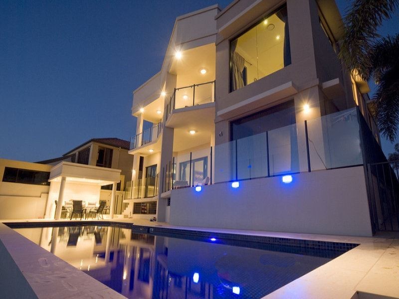 46 Shearwater Esplanade, Runaway Bay QLD 4216