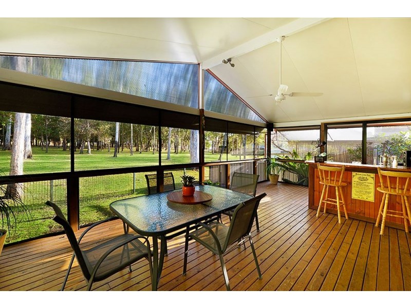 14 Lakefield Crescent, Paradise Point QLD 4216