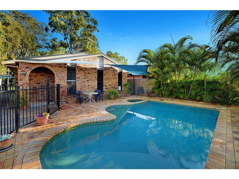 14 Lakefield Crescent, Paradise Point QLD 4216