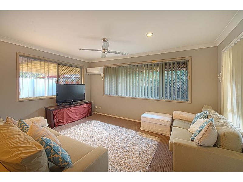 1/9 Muscovey Avenue, Paradise Point QLD 4216