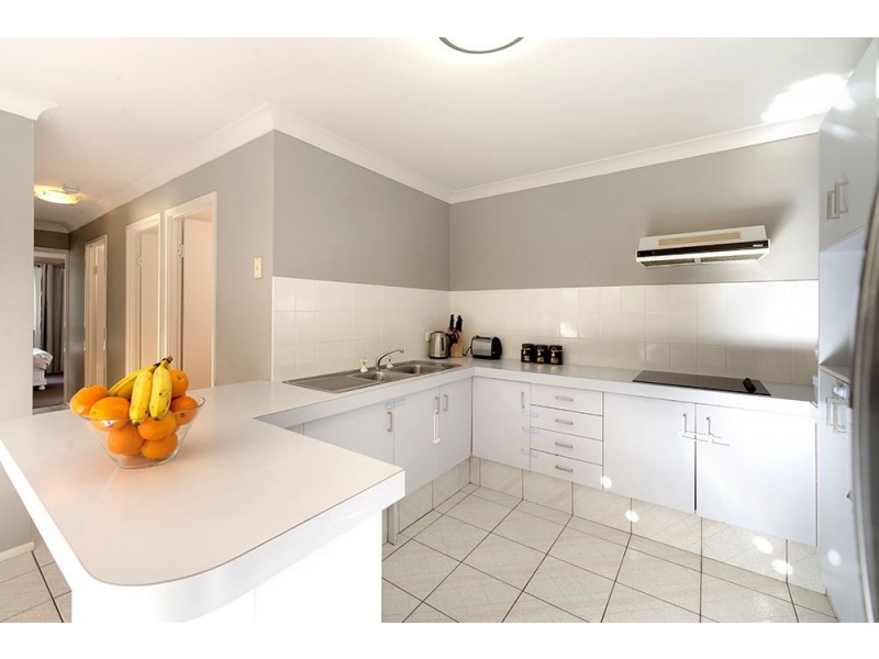 1/9 Muscovey Avenue, Paradise Point QLD 4216