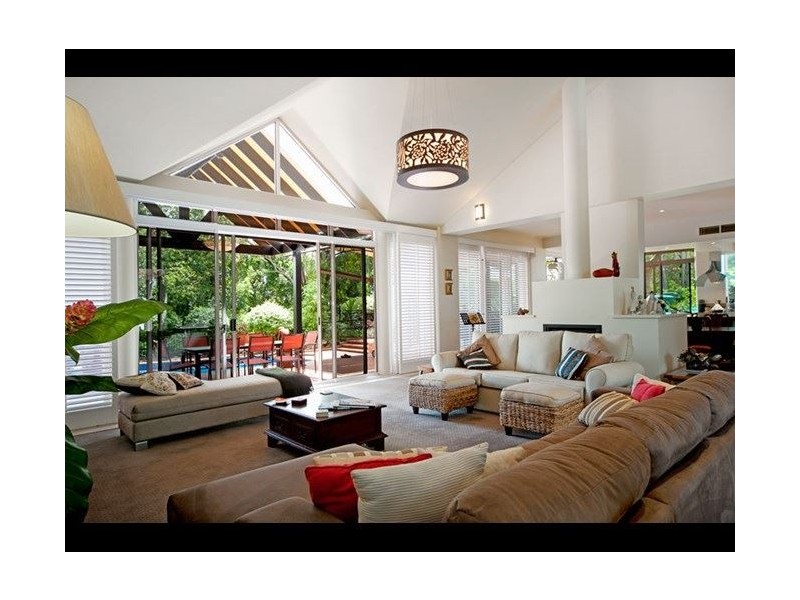 7016 Riverview Crescent, Sanctuary Cove QLD 4212