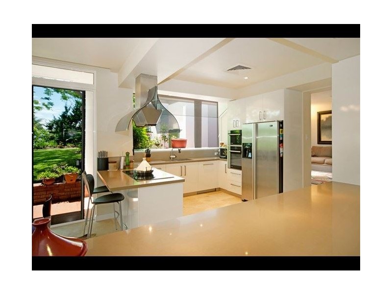 7016 Riverview Crescent, Sanctuary Cove QLD 4212