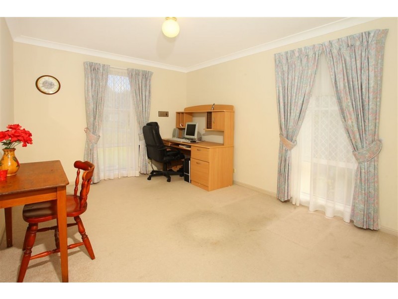 32 Banff Court, Robina QLD 4226