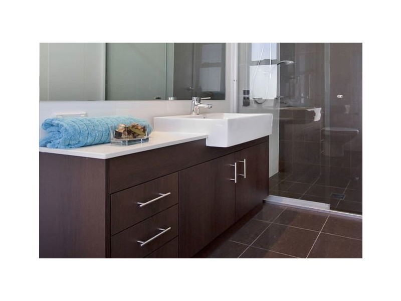 9 Iridium Drive, Hope Island QLD 4212