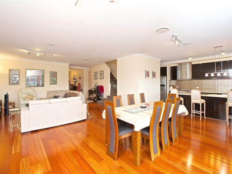 57 Compass Drive, Biggera Waters QLD 4216