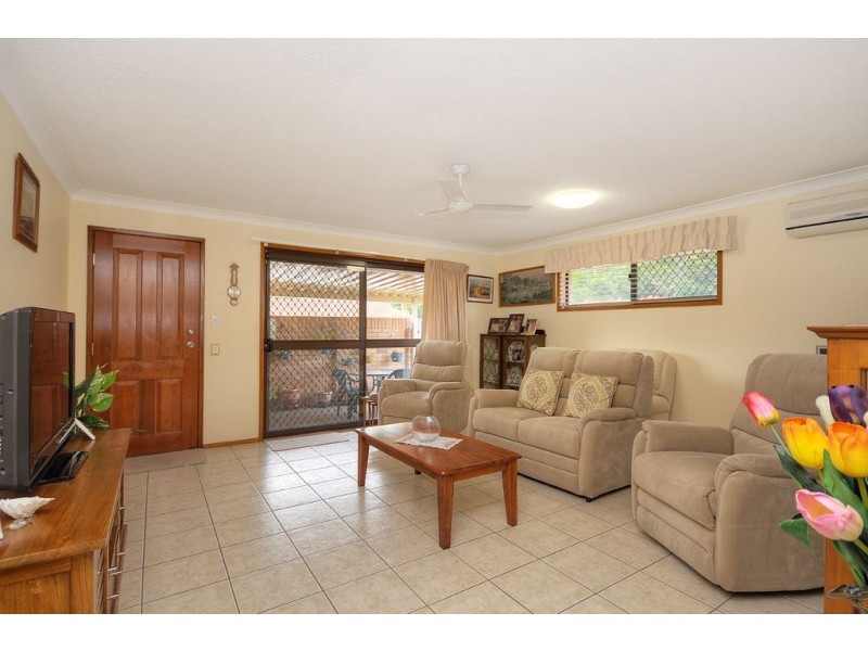 1/3 Chipwood Close, Burleigh Waters QLD 4220