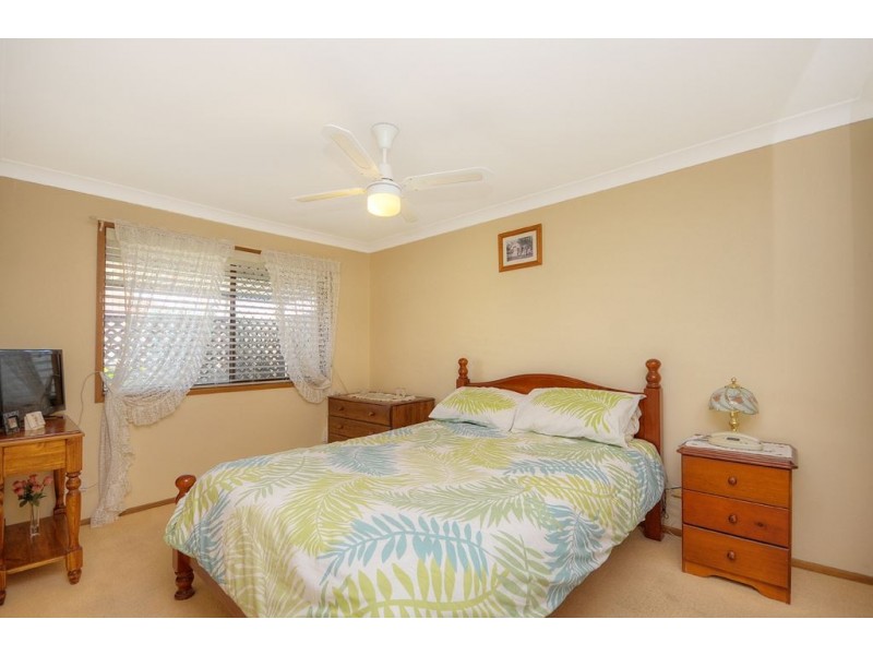 1/3 Chipwood Close, Burleigh Waters QLD 4220