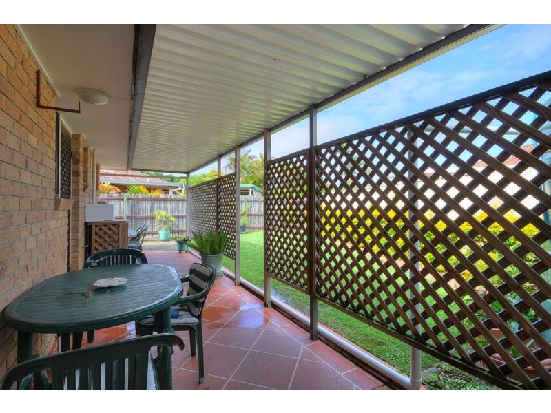 1/3 Chipwood Close, Burleigh Waters QLD 4220