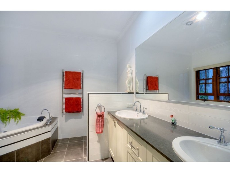 445 Gilston Road, Gilston QLD 4211