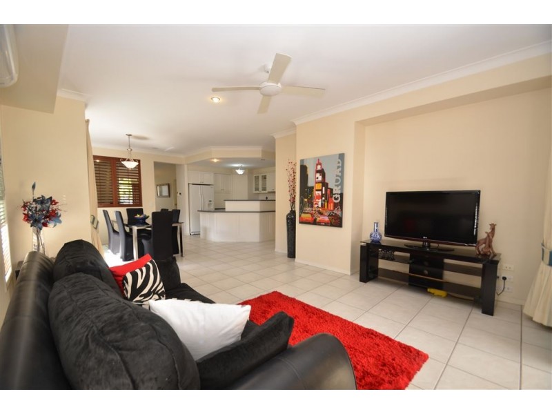 7 Bayswater Avenue, Varsity Lakes QLD 4227
