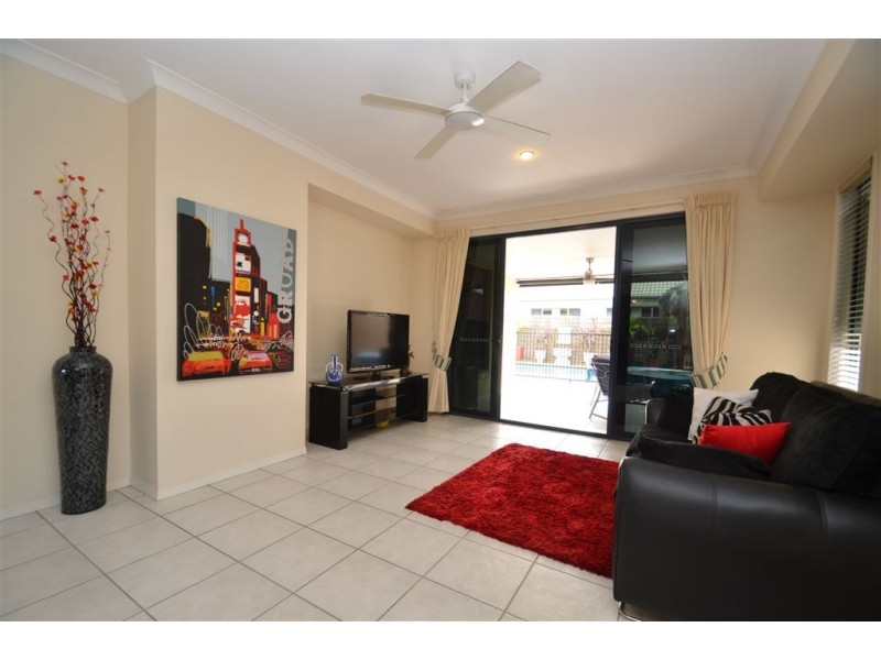 7 Bayswater Avenue, Varsity Lakes QLD 4227