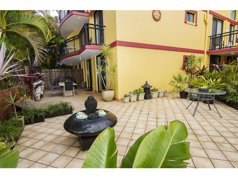 8/10 Bath Street, Labrador QLD 4215