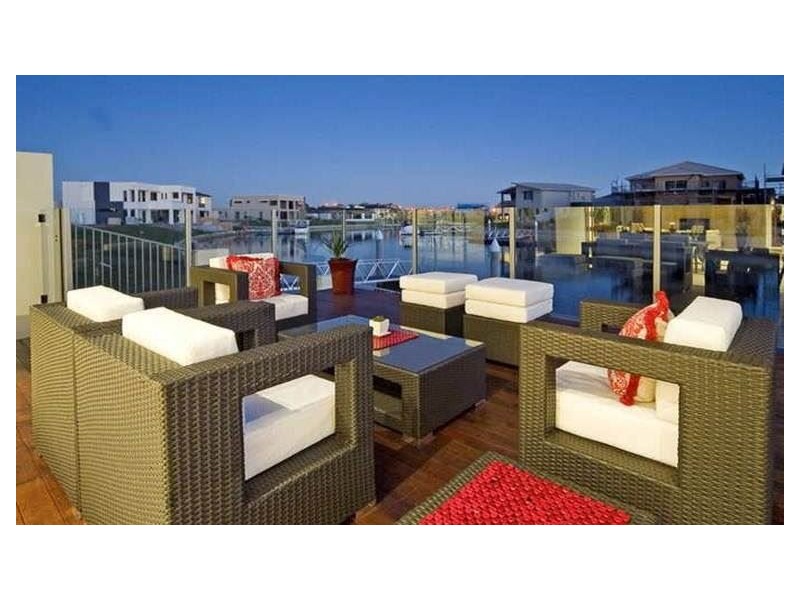 68 East Quay Drive, Biggera Waters QLD 4216