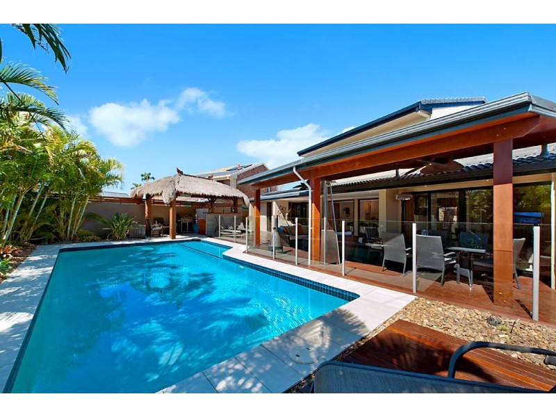 45 Wild Duck Drive, Mermaid Waters QLD 4218