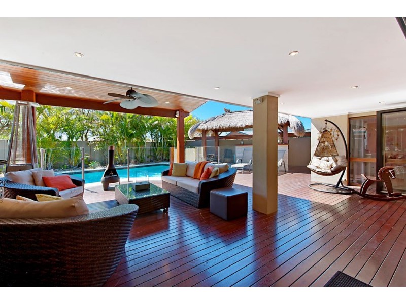 45 Wild Duck Drive, Mermaid Waters QLD 4218