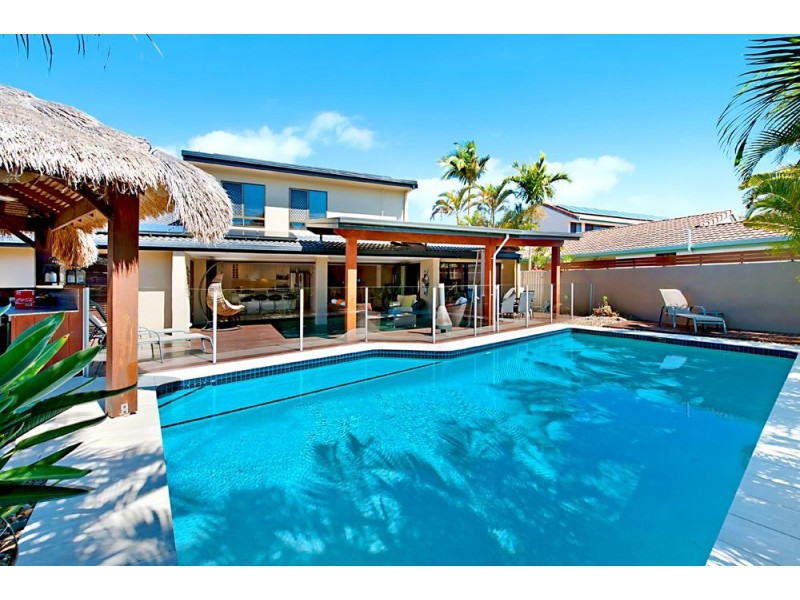 45 Wild Duck Drive, Mermaid Waters QLD 4218