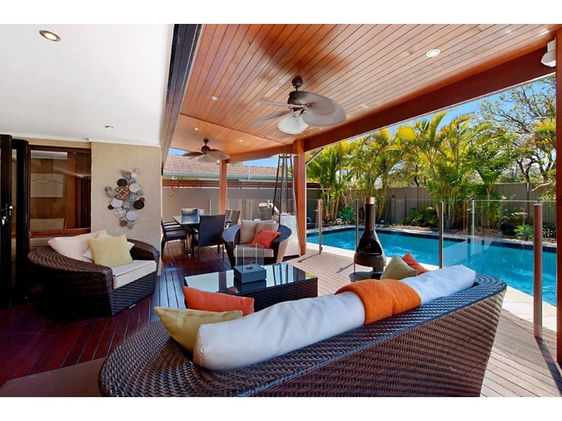 45 Wild Duck Drive, Mermaid Waters QLD 4218