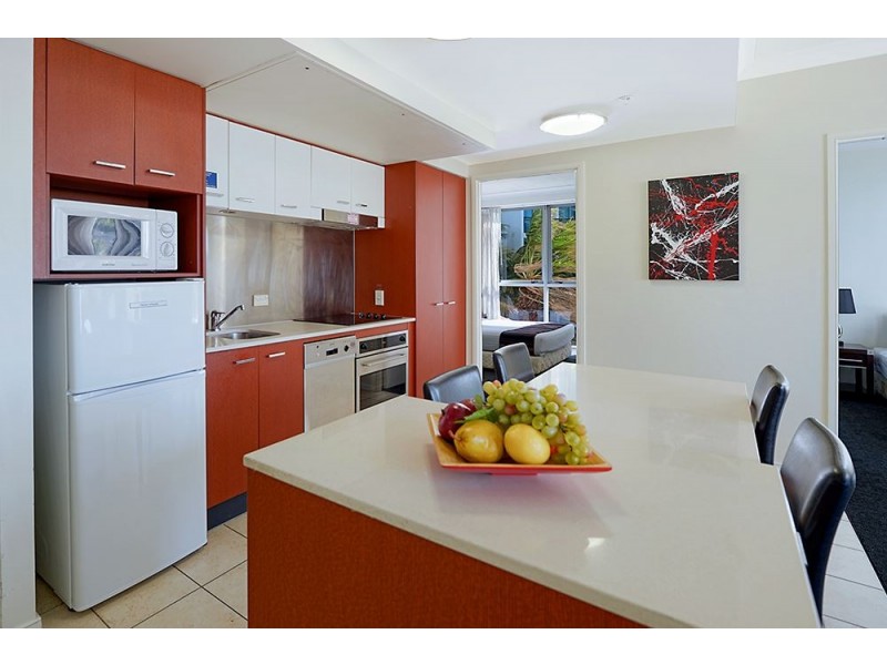 23 Ferny Avenue, Surfers Paradise QLD 4217