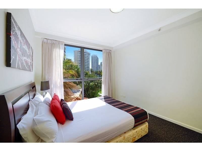 23 Ferny Avenue, Surfers Paradise QLD 4217