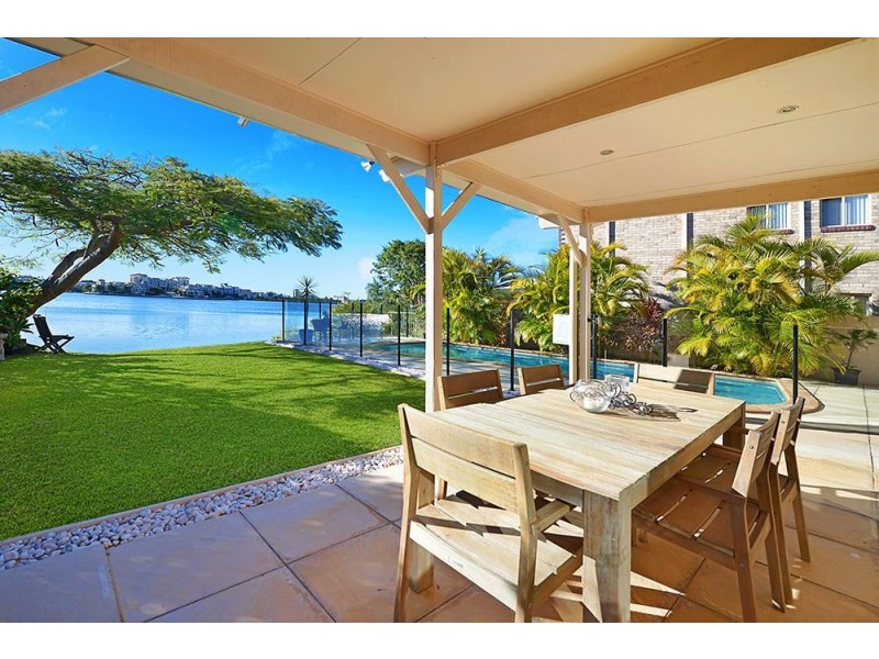 23 Notre Dame Court, Varsity Lakes QLD 4227