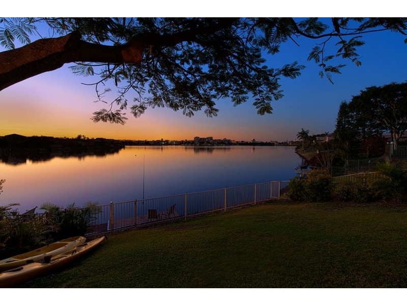 23 Notre Dame Court, Varsity Lakes QLD 4227