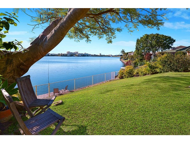 23 Notre Dame Court, Varsity Lakes QLD 4227