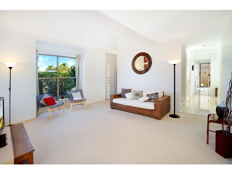 23 Notre Dame Court, Varsity Lakes QLD 4227