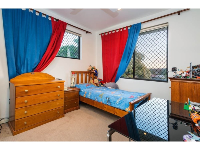 28A Ashbourne Terrace, Biggera Waters QLD 4216