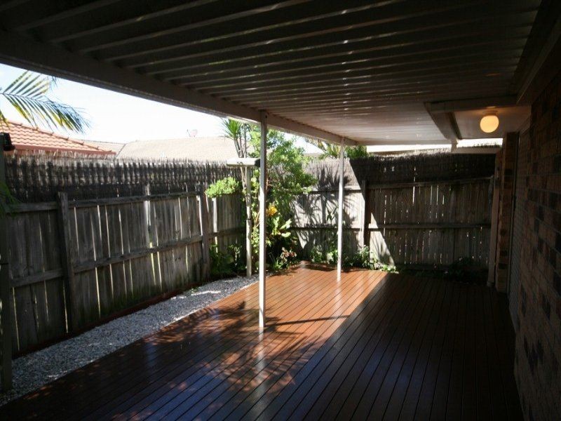 4/5 Pontoon Place, Varsity Lakes QLD 4227