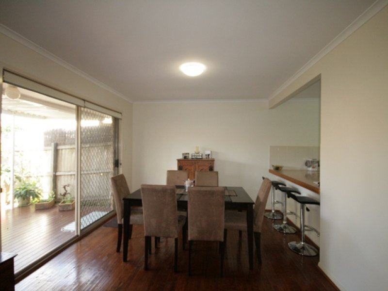 4/5 Pontoon Place, Varsity Lakes QLD 4227