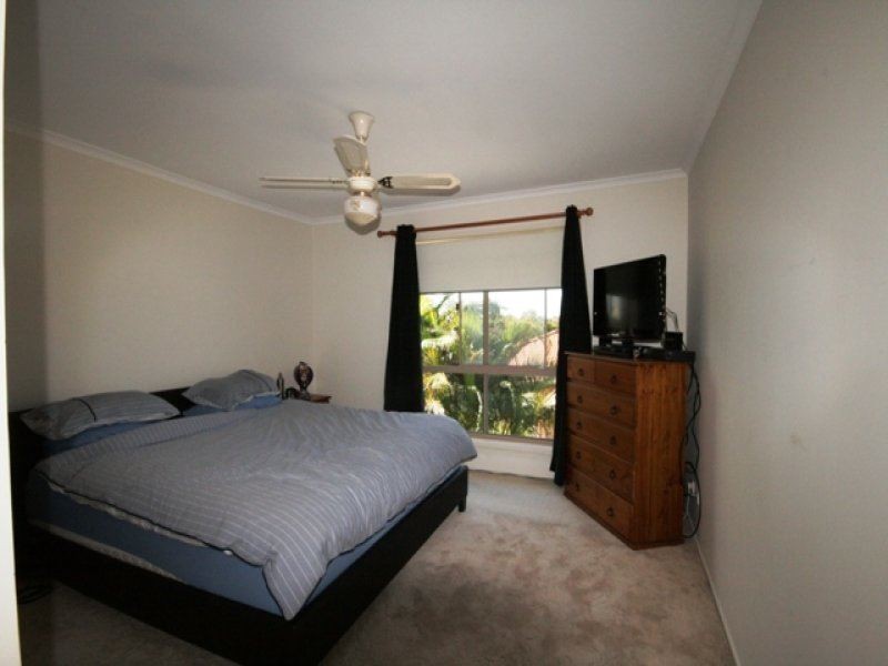 4/5 Pontoon Place, Varsity Lakes QLD 4227