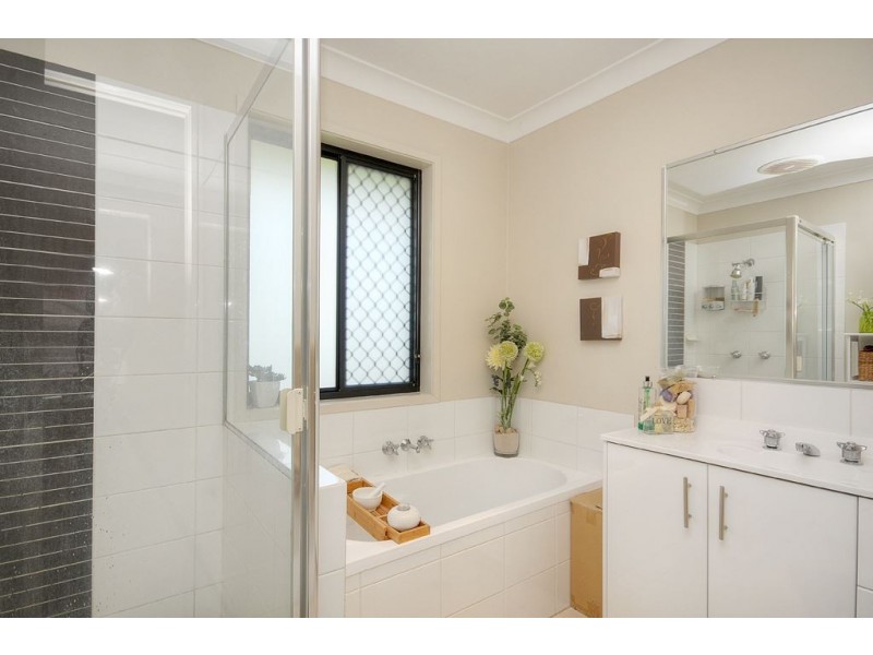 10 Keewong Street, Ormeau QLD 4208