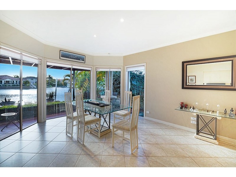 40 Cotlew Street East, Southport QLD 4215