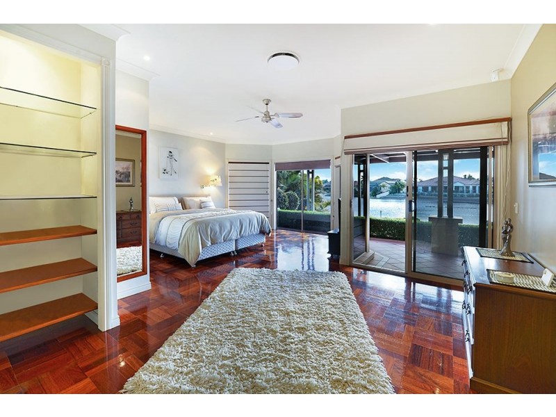 40 Cotlew Street East, Southport QLD 4215