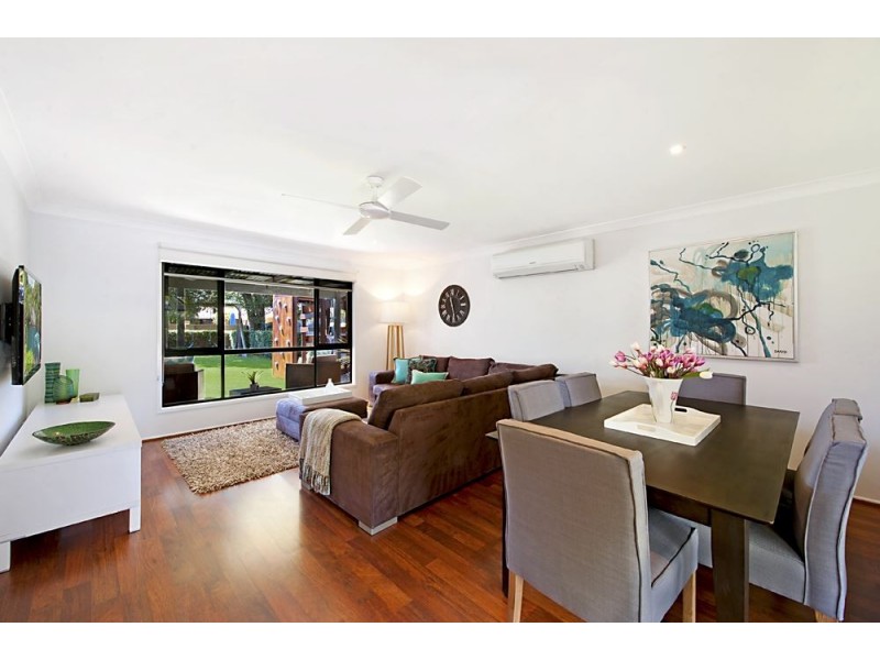 9 Timana Avenue, Mermaid Waters QLD 4218
