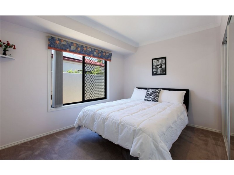 3 Windchimes Way, Helensvale QLD 4212