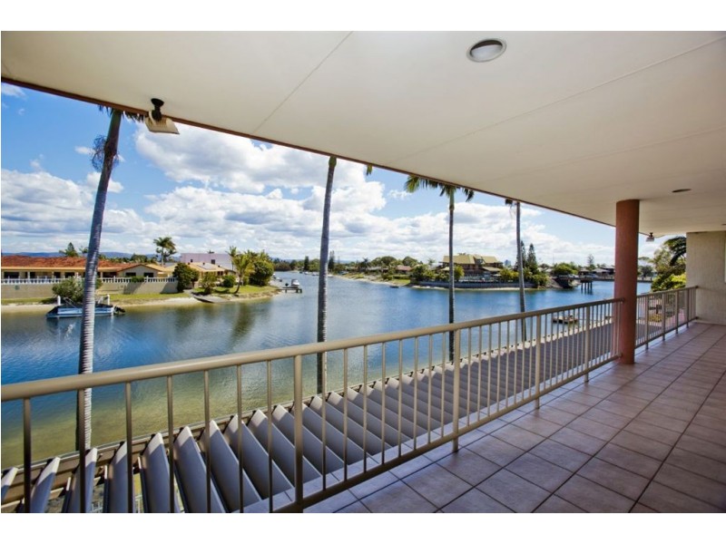 6 Ondine Court, Mermaid Waters QLD 4218