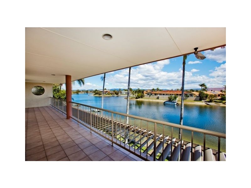 6 Ondine Court, Mermaid Waters QLD 4218